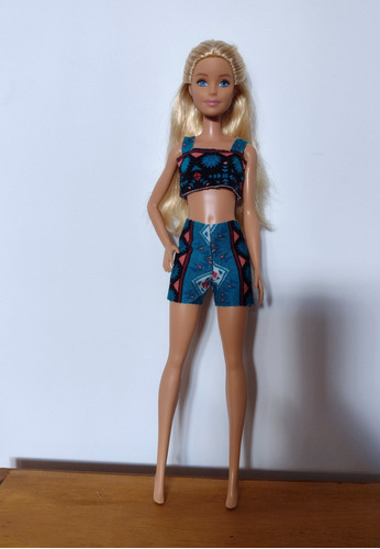 Barbie Fashionista 119 Ropa A Mano Y Caja Alternativa Millie