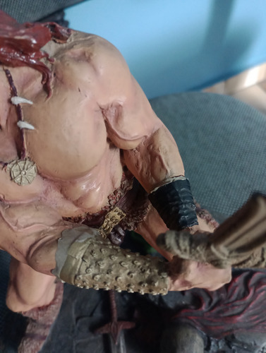 Conan (o Destruidor) Estatueta 27 Cm (Usado)