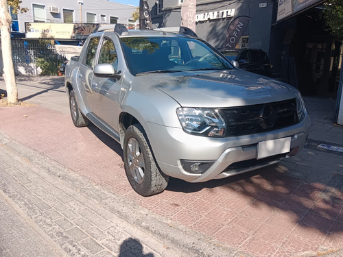 Renault Oroch Intens 2.0L Mt 4X2