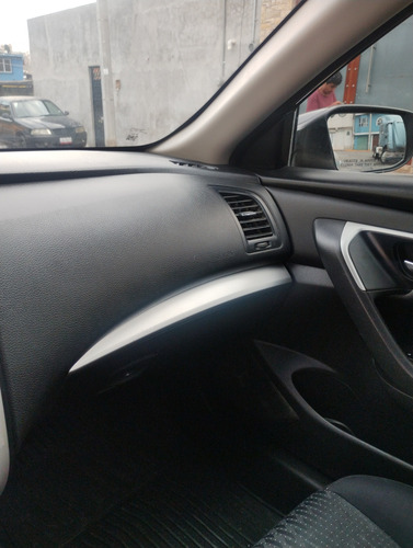 Nissan Altima 2.5 Advance Cvt