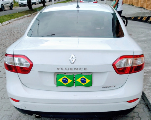 Renault Fluence 2013 2.0 Dynamique Hi-flex 4p