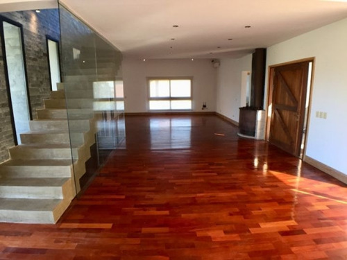 Casa A La Venta Con Renta En Lomas De La Tahona