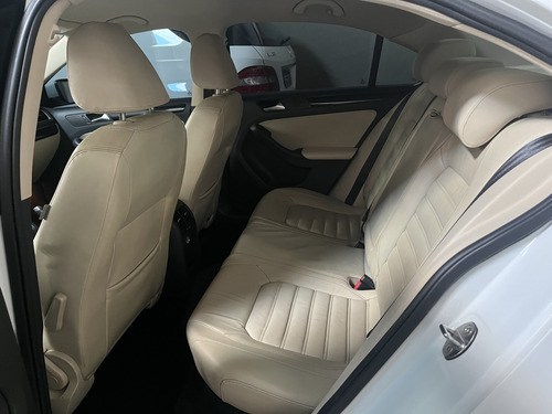 Volkswagen Jetta 2.0 Tsi Highline (mx) 4p