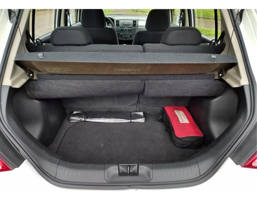 Imagen 11 de 11 de Nissan Tiida