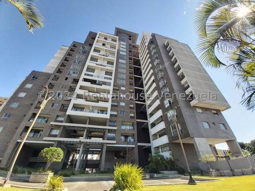  Venta Elegante Apartamento Amoblado, Ubicado En Uno De Los Condominio Mas Exclusivos Al  Al Este De Barquisimeto Codigo 2 - 4 - 24928 (mehilyn Perez )