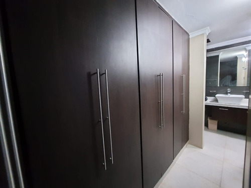 Imagen 8 de 19 de Apartamento En Alquiler Semi Amoblado, Cumbres De Maracaibo, Nataly Mejia