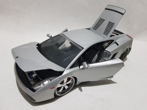Auto A Escala 1/18 Lamborghini Gallardo Playerz Maisto (Usado)