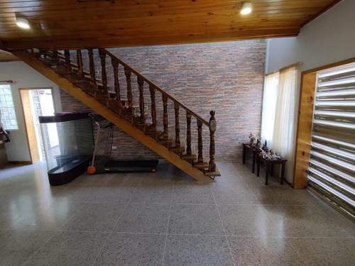 Imagen 14 de 14 de En Venta Lindo Townhouse En El Piñal El Limón, 04128676886