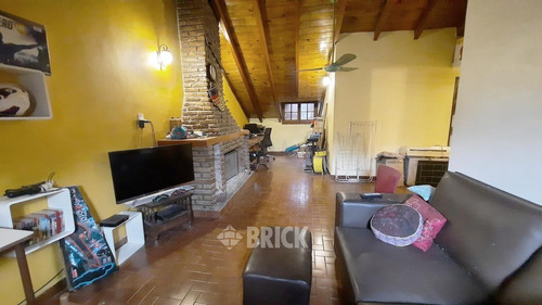 Ph En 2 Plantas C/entr Indep En Manuel Belgrano Al 1700 - 196 M2 Tot Impecable Garage Patio C/parr