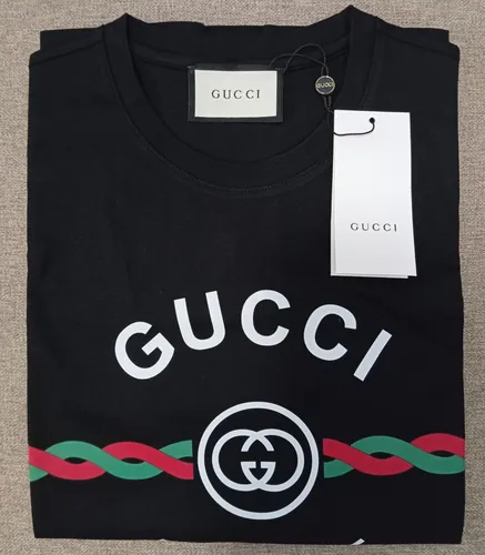 Playera negra online gucci