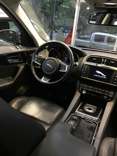 Jaguar F-PACE 2.0 Prestige