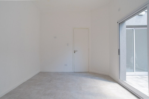 Dueño Directo Vende Ph 3 Ambientes Al Frente Planta Baja Con Patio Devoto