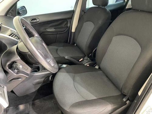 Imagem 14 de 15 de Peugeot 207 Active 1.4 Flex
