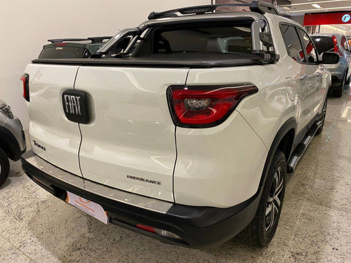 Imagem 4 de 8 de Fiat Toro 1.8 16v Evo Flex Endurance At6