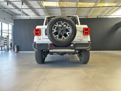 Jeep Wrangler 3.6 Unlimited Sahara 4x4 At