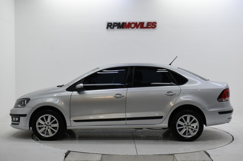 Volkswagen Polo Comfortline Tiptronic 2017 Rpm Moviles