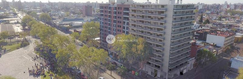 Imagen 1 de 16 de Modena 60 - Bv. 27 De Febrero 706