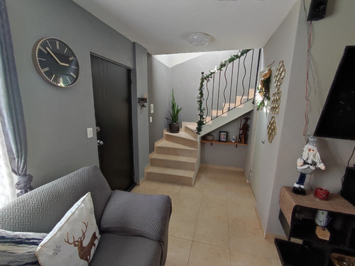 Imagen 2 de 14 de Casa En Venta Queretaro
