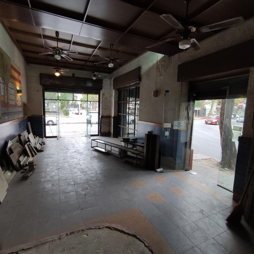 Imagen 2 de 13 de Local Comercial En Venta. Aguada