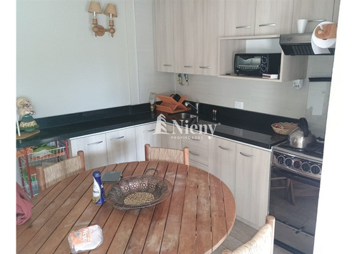Casa En Venta A 3 Cuadras Del Cesfam