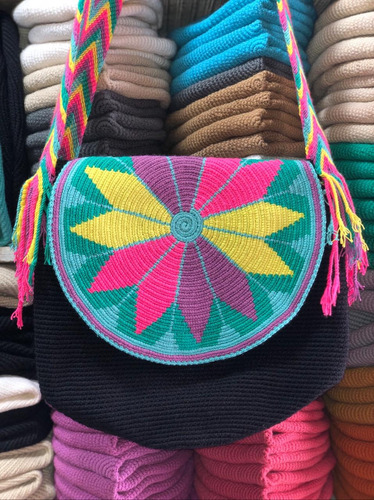 Mochilas Wayuu Con Tapa