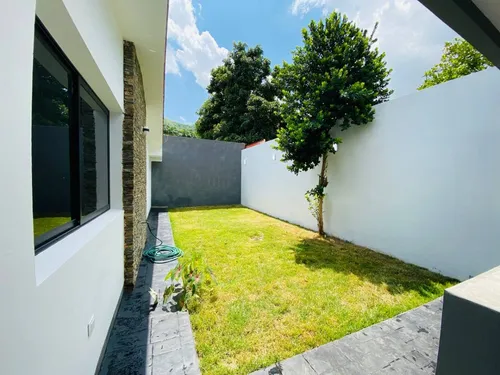 Casa En Venta, Urb.trigal Sur. L.m