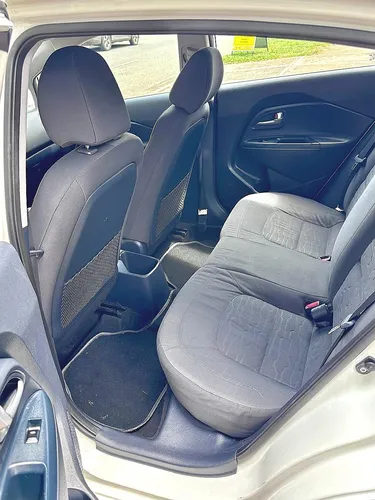 Kia Rio 1.2 4 p