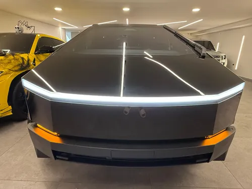 Tesla Cybertruck Foundation Series 4x4 2024