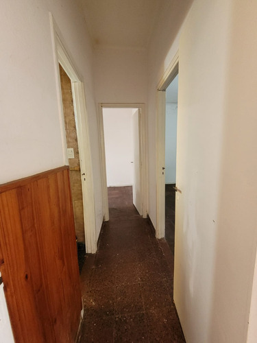Cantisano Propiedades Vende Apto Banco!! Departamento 2 Dormitorios Con Patio En P B!! Oportunidad!! Muy Buena Zona 14 E 70 Y 71!!