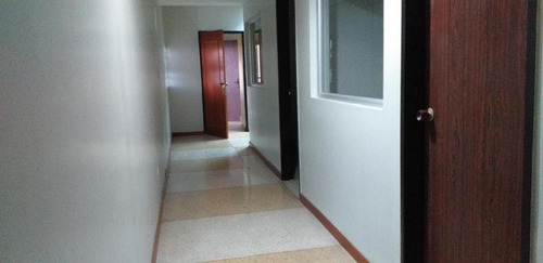 Imagen 25 de 30 de Amplia Oficina Comercial De 122,09 Mts2 En Venta Barquisimeto Zona Centro, Arnaldo López Tlf. 04245257450. Cod. 22-19404. Lara, Venezuela