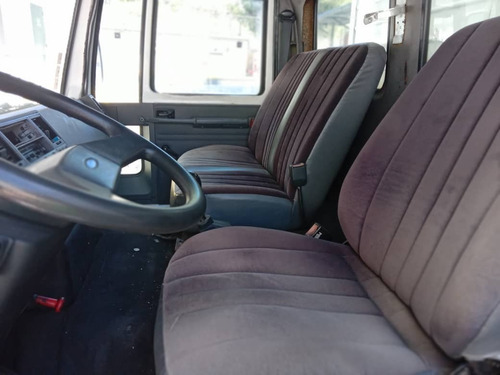 Imagen 9 de 16 de Ford Cargo 815 Camion Cava