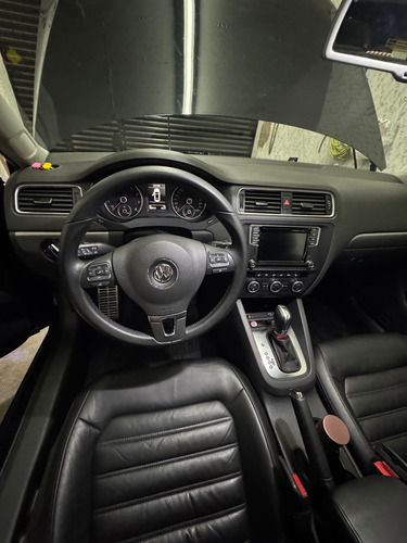 Volkswagen Vento 2.0 Sportline Tsi 200cv Bi-xenon Dsg