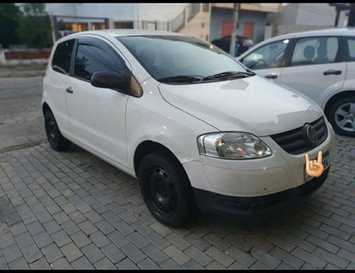 Imagem 4 de 9 de Volkswagen Fox 2010 1.0 Vht Total Flex 3p