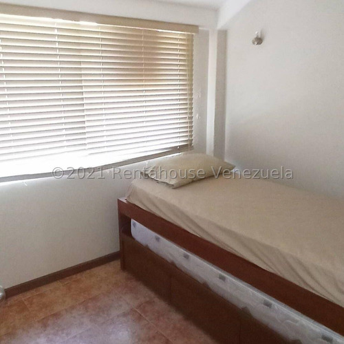 Imagen 16 de 16 de Cómodo Y Bello Townhouse Llama Ya Cel: 0412.2219490
