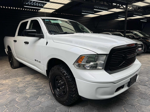Dodge Ram 1500 Crew Cab Slt V8 4x4 2022