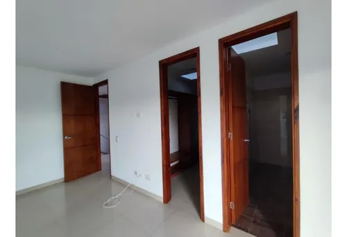 Venta Casa De 258mts2 Condominio En El Castillo, Jamundí 7384.
