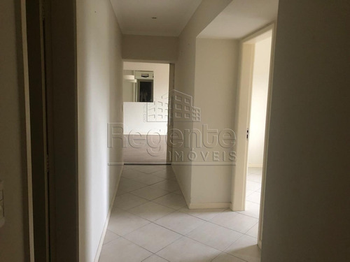 Imagem 9 de 15 de Apartamento A Venda No Bairro Itacorubi Em Florianopolis - V-79224