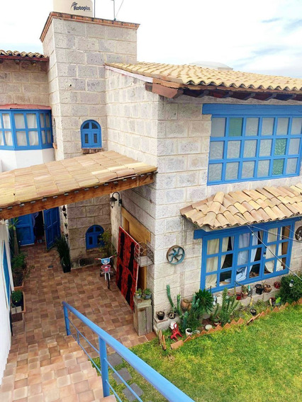 Casas en Venta en Tejeda, Corregidora 