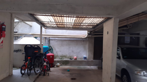 Venta Cochera En San Isidro