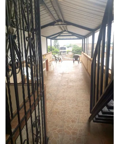 Venta Edificio De 268.70mt2 En Cristóbal Colón, Cali 8008.