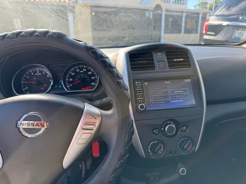Nissan Versa Sv 2019