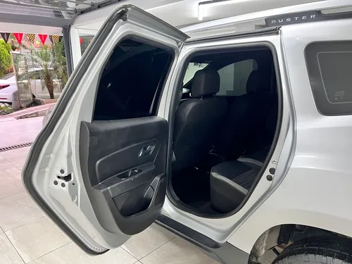 Renault Duster Intens MT 1.3 Turbo 4x4 2023