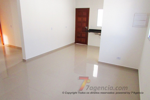 Imagem 17 de 24 de Casa Em Itanhaem Nova 2 Dorms Sendo 1 Suite Piso Porcelanato Espaço Gramado Garagem 3 Carros