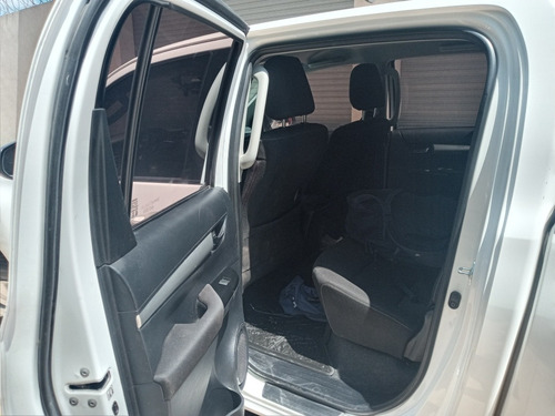 Toyota Hilux 2.4 Cd Sr 150cv 4x2 2018