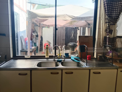 Venta De Exclusiva Residencia En Los Lirios, Collao: Comodi
