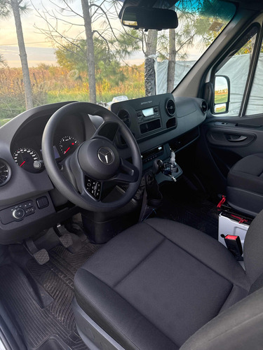 Mercedes-Benz Sprinter 311 Cdi Street Furgón 3250 Tn V2