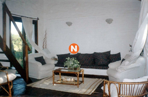 Casa En Venta Y Alquiler, La Barra, La Barra, 3 Dormitorios.- Ref: 205555