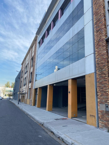 Edificio En Block En Venta O Alquiler | 2.334 M² Totales - Av. Ingeniero Huergo 1335. Puerto Madero