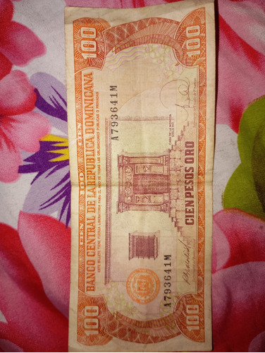 Vendo Un Billete De Cien Pesos Antiguos Dominicano En Buen E