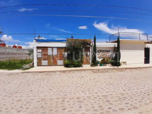 Casa En Venta En Adolfo López Mateos, Tequisquiapan, Querétaro.